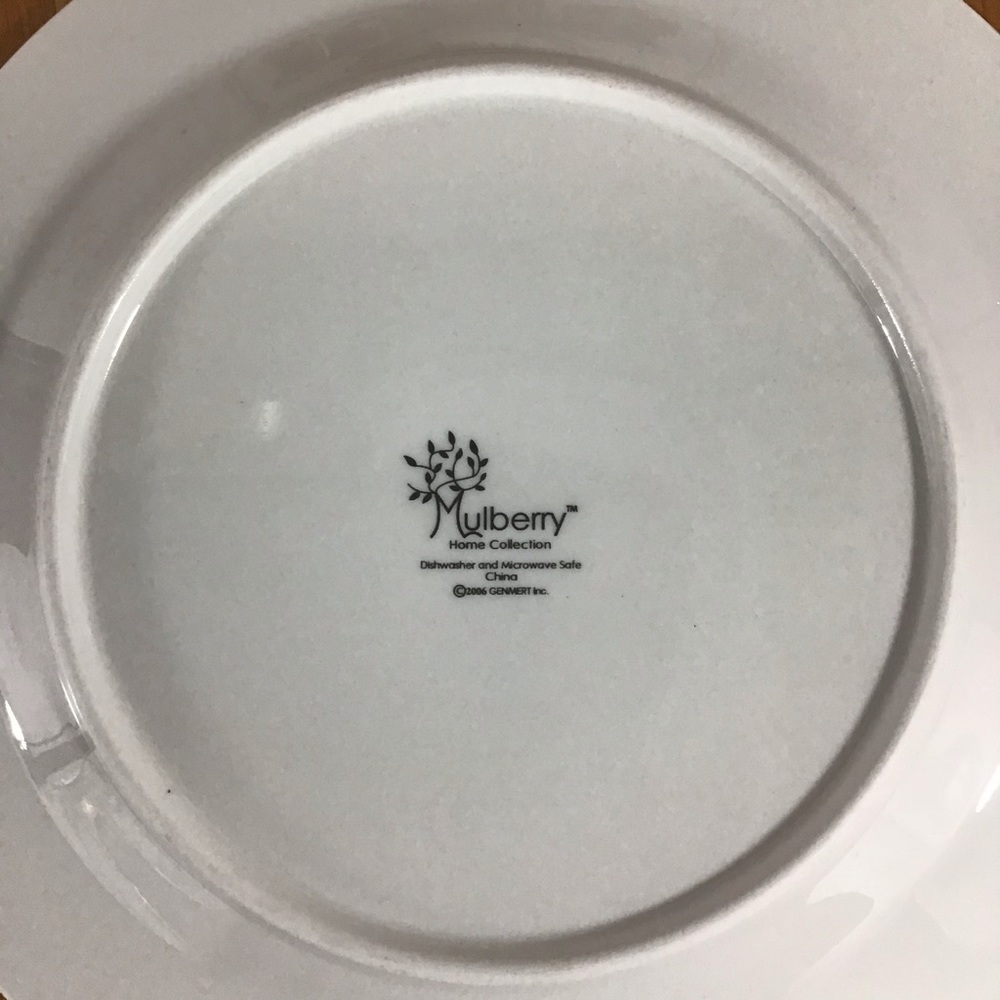 Mulberry Home Collection Rooster Plates - Picture 3 of 3